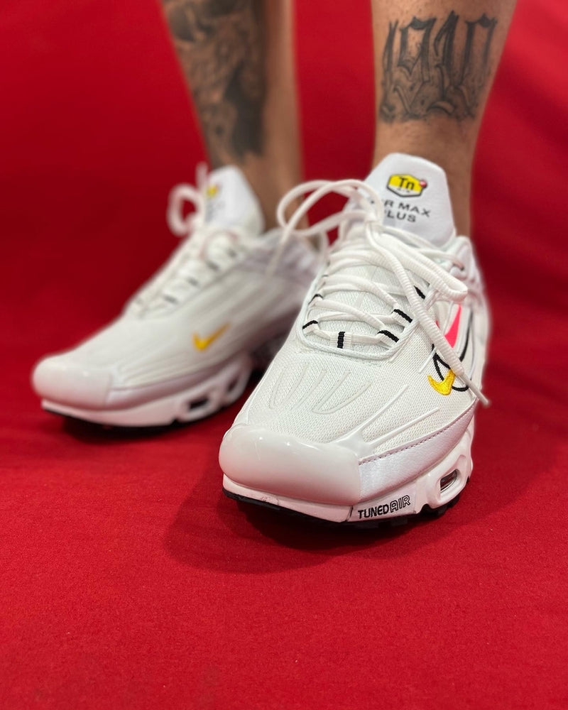 NIKE AIRMAX PLUS TN IMPORTADO BRANCO NIKE COLORIDO