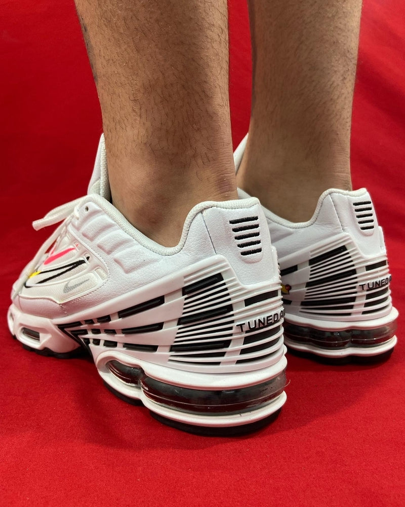NIKE AIRMAX PLUS TN IMPORTADO BRANCO NIKE COLORIDO